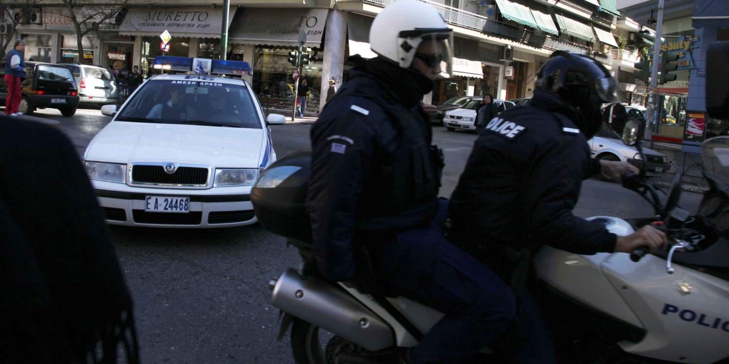«Άγρια Δύση» με πυροβολισμούς μέρα μεσημέρι στο κέντρο της Αθήνας [εικόνες & βίντεο]