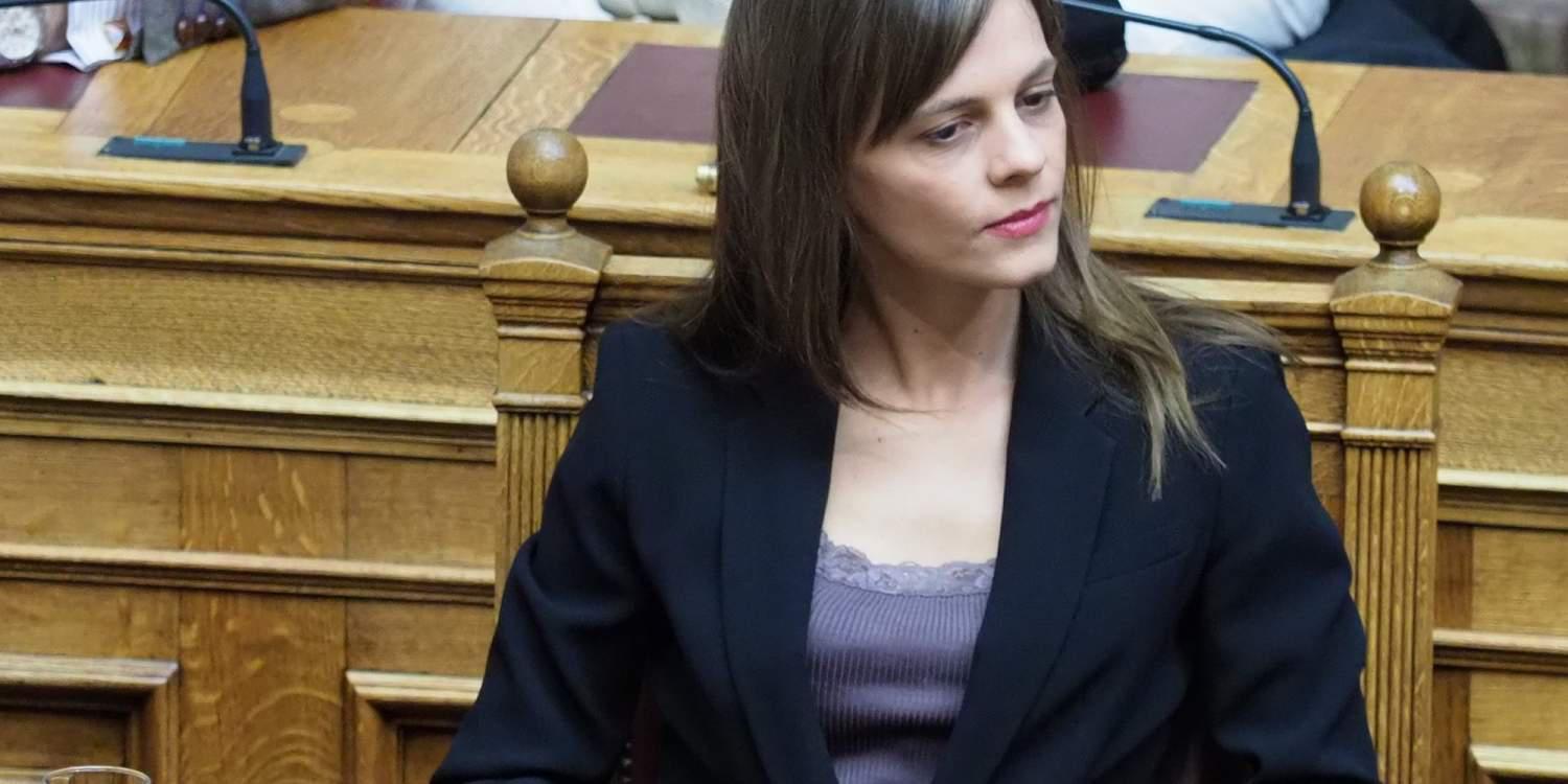 Αχτσιόγλου: Δίκαιη επιλογή οι νέες εισφορές για τους ελεύθερους επαγγελματίες