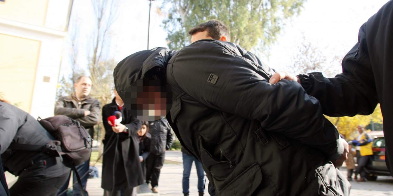 Διάλογοι που σοκάρουν από το κύκλωμα εκβιαστών – «Αν δεν πάρουμε τα λεφτά, θα απαγάγω την κόρη σας»