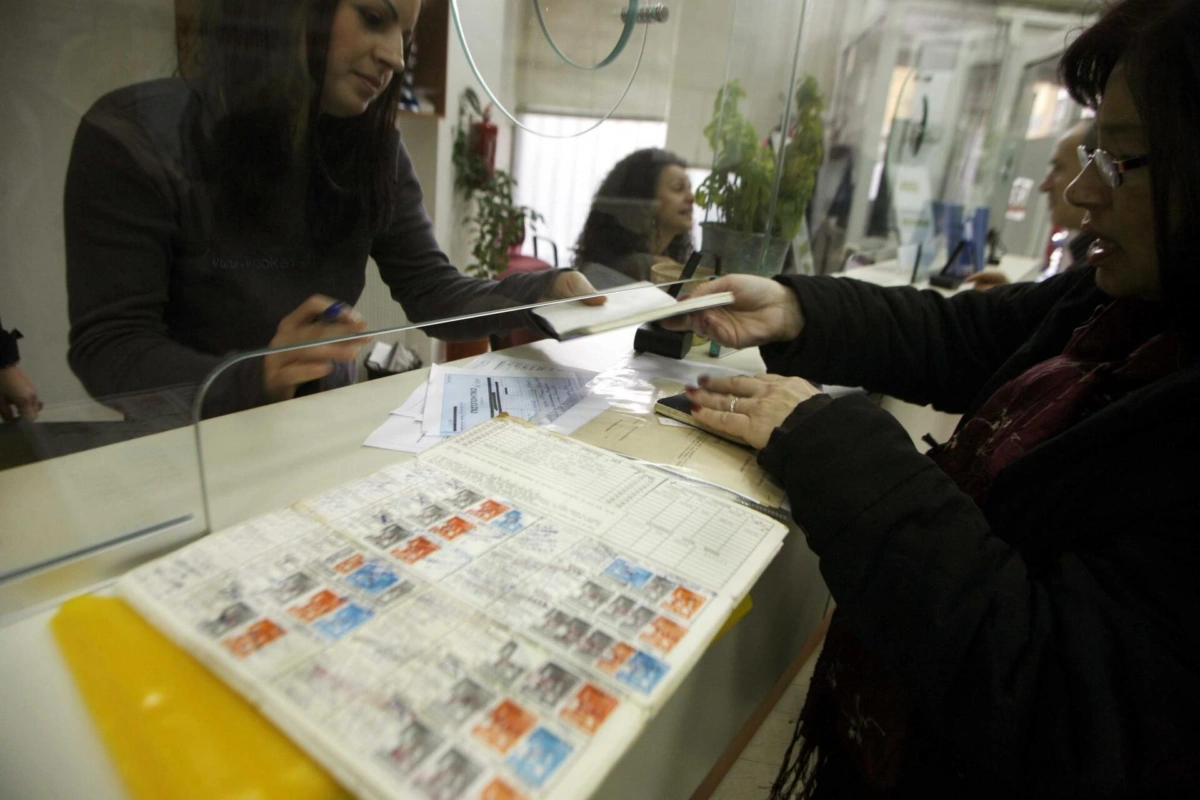 Πλασματικά έτη: Τι είναι και πόσο τα αγοράζετε για σύνταξη έως 7 χρόνια νωρίτερα