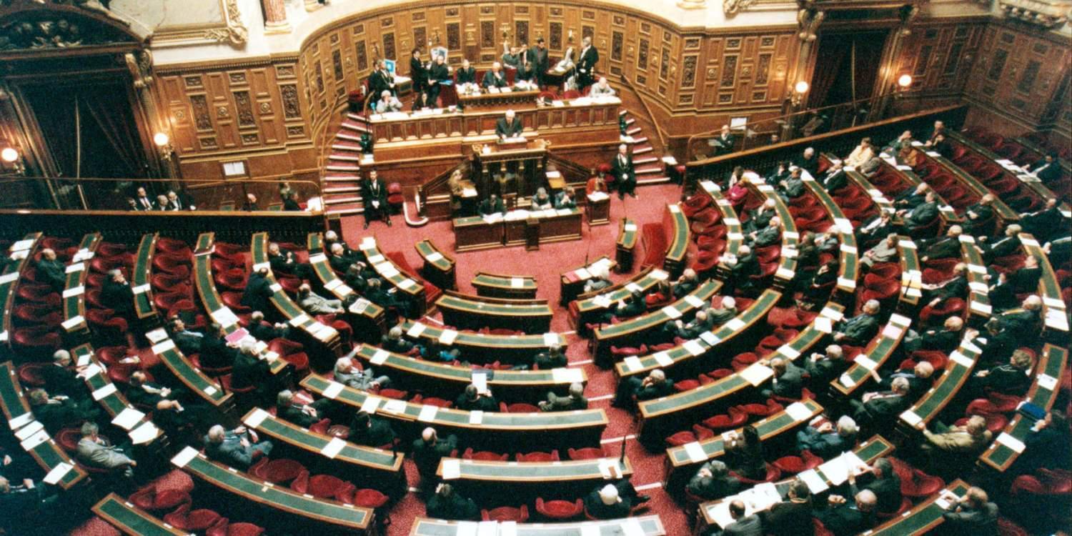 Εγκρίθηκε ο γαλλικός κρατικός προϋπολογισμός για το 2017