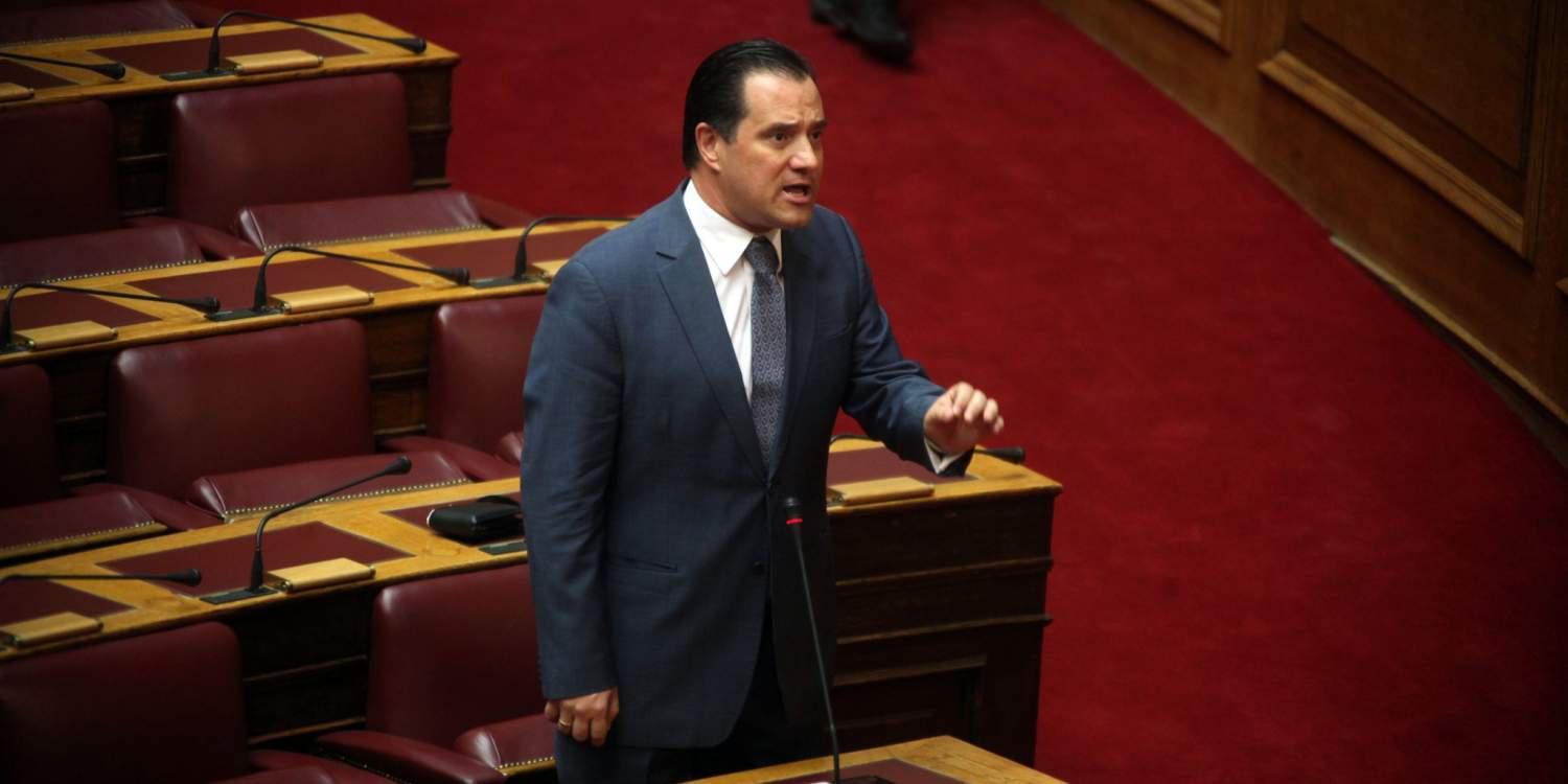 Χαμός στην Βουλή: Αδωνις: «Κότα λειράτη, αρχιγαϊδούρι!» – Πολάκης: «Είσαι πιστό σκυλί του Σόιμπλε!» [βίντεο]