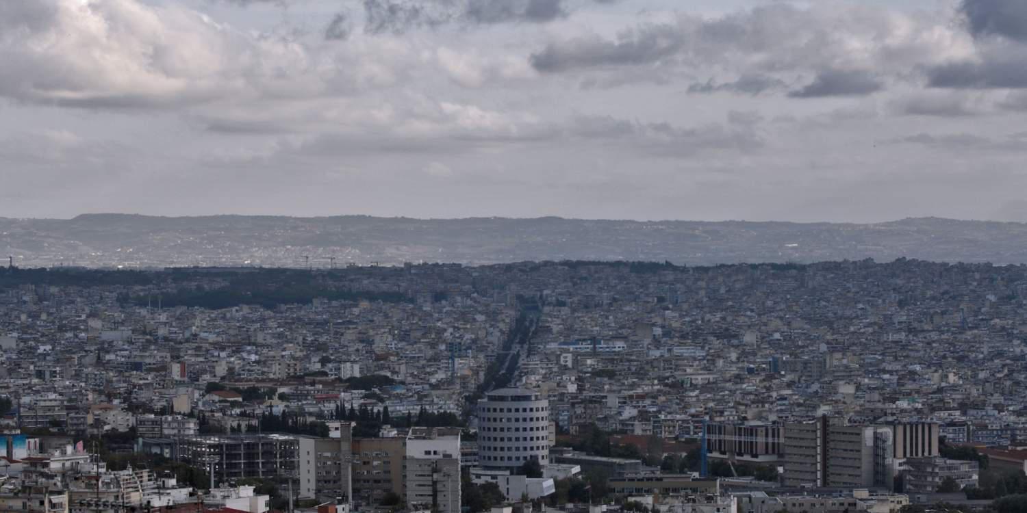 Πρόγνωση καιρού: Ανεβαίνει η θερμοκρασία – Συννεφιά και κατά τόπους βροχές
