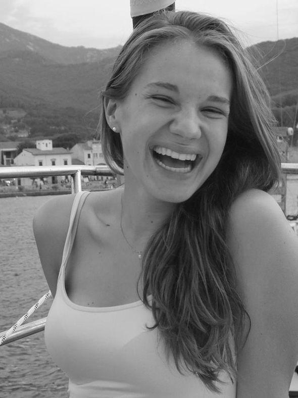 maria-thima-afganou2-1300jpg