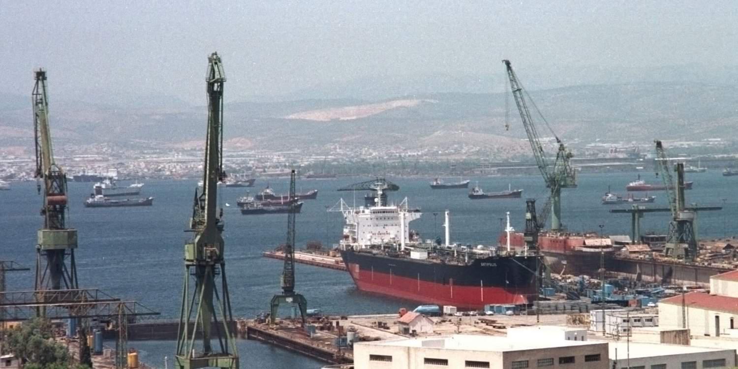 Παρέμβαση εισαγγελέα για την πώληση των ναυπηγείων Σκαραμαγκά