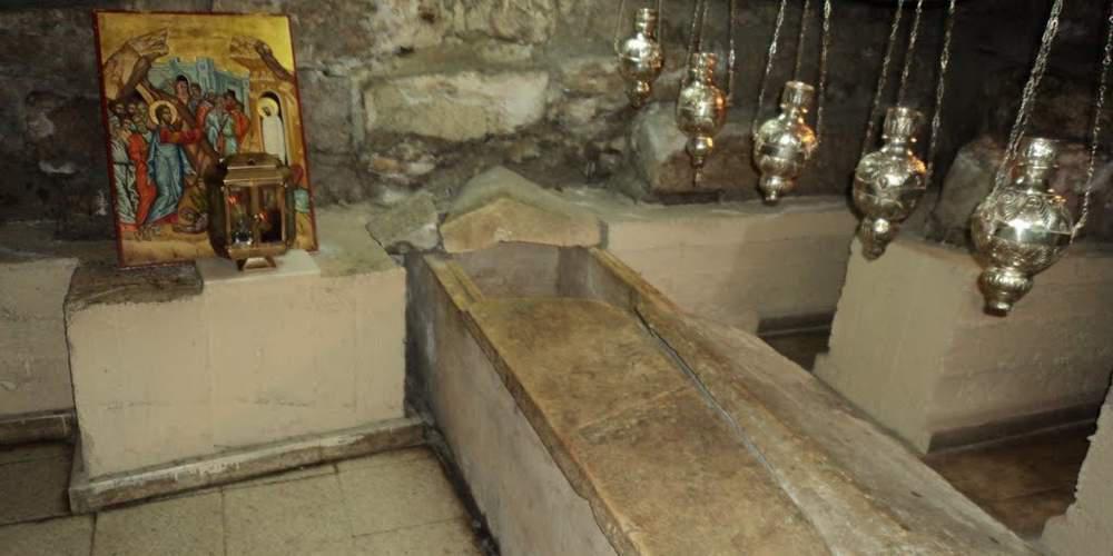 «Αυτός ο τάφος είναι ζωντανός» αναφέρει η αρχαιολόγος που άνοιξε τον Πανάγιο Τάφο
