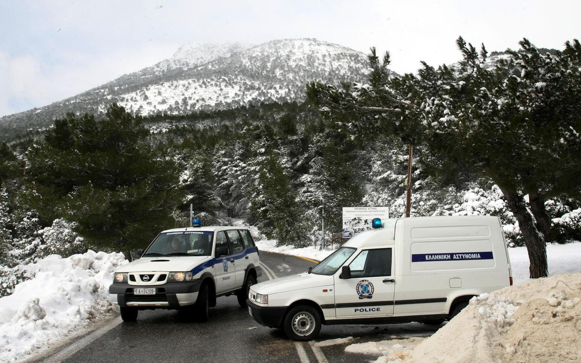 Κακοκαιρία: Επέλαση χιονιά πριν αποχωρήσει το ψύχος – Πόσο θα επηρεαστεί η Αττική, που θα χρειαστούν αλυσίδες [βίντεο]