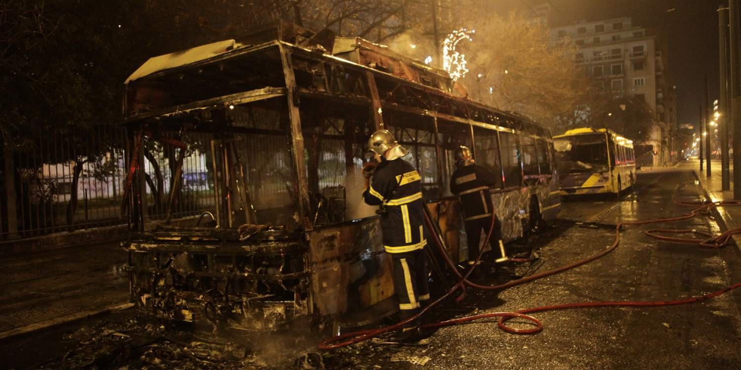 Βάζουν μυστικούς αστυνομικούς σε τρόλεϊ και λεωφορεία για τους μπαχαλάκηδες