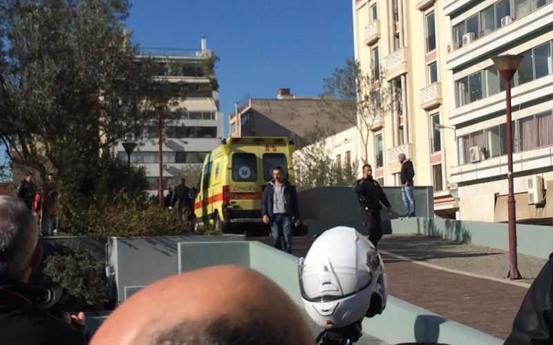 Καταγγελία: Οι αστυνομικοί στη Βαρβάκειο ζητούσαν βοήθεια από τον ασύρματο, δεν τους άκουγε το κέντρο επιχειρήσεων