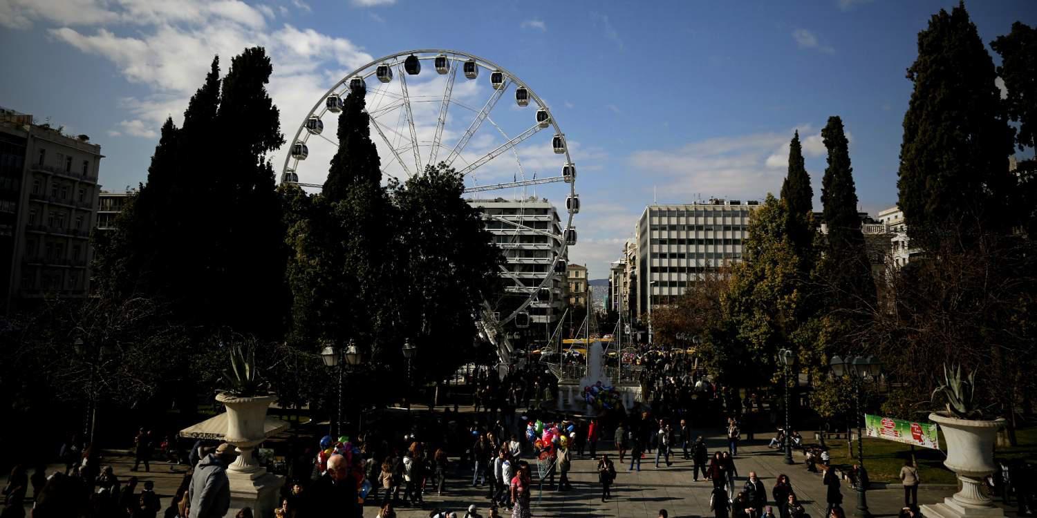 Ξηλώνουν την ρόδα στο Σύνταγμα και στήνουν ρεβεγιόν με 190.000 ευρώ