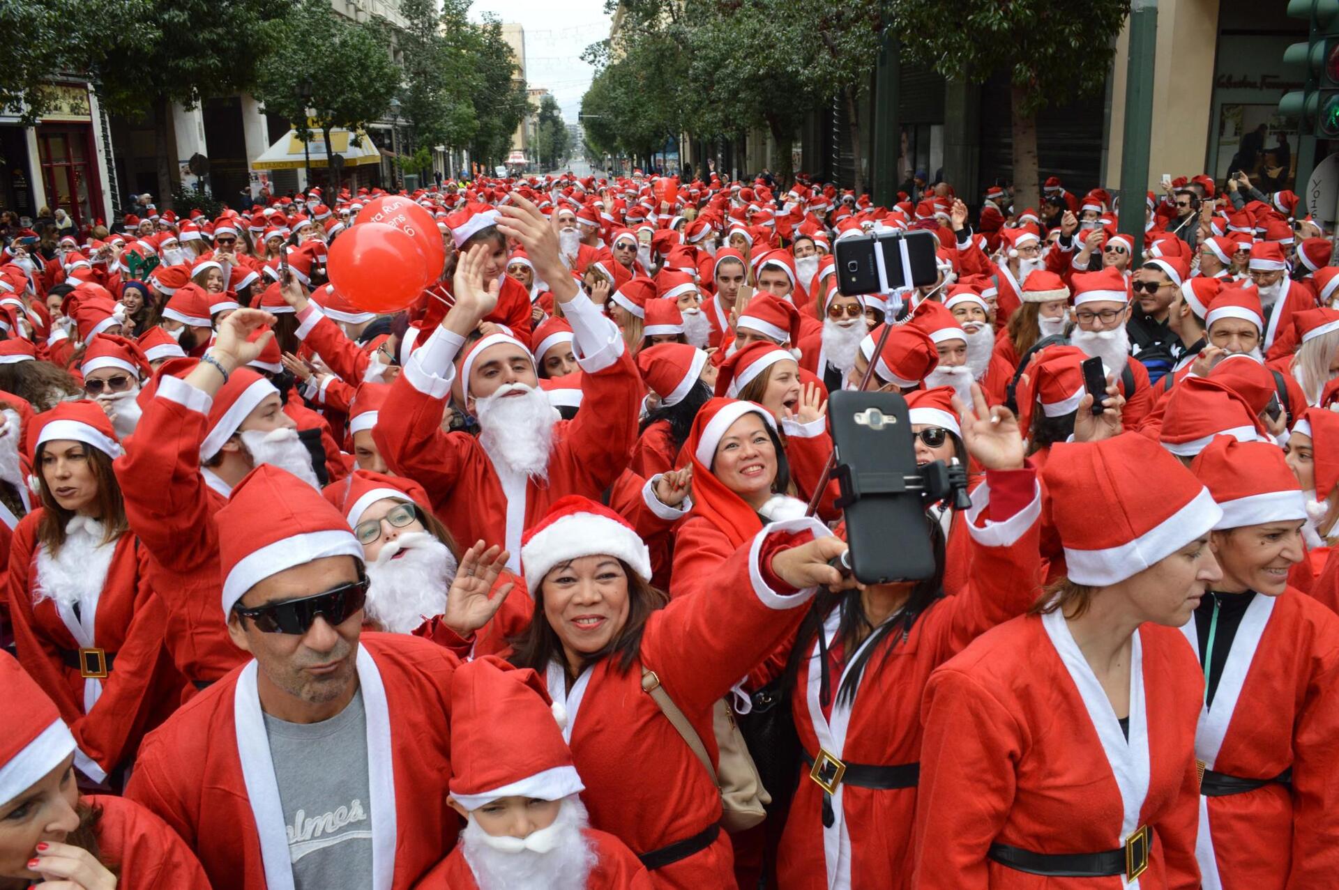 santa-ran-kentro-athinas-2016-1300-10