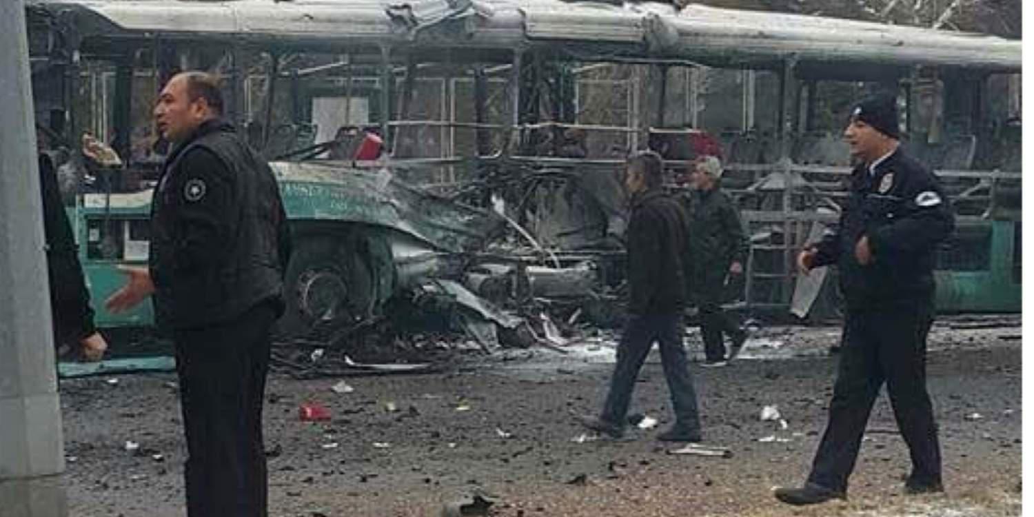 Βίντεο ντοκουμέντο: Τα πρώτα λεπτά μετά το νέο μακελειό στην Τουρκία [σκληρές εικόνες]