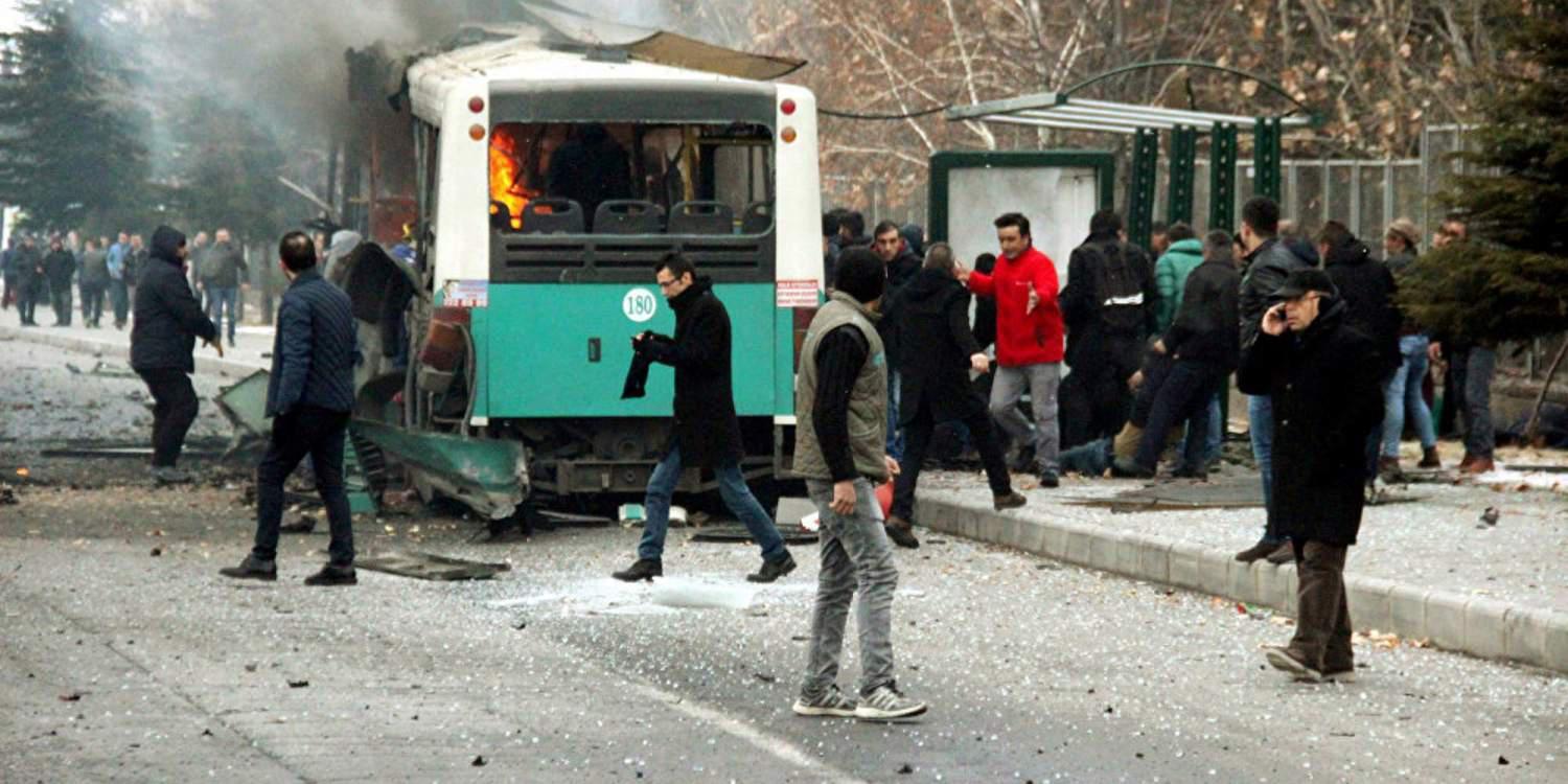 Βίντεο ντοκουμέντο από την στιγμή της βομβιστικής επίθεσης κατά λεωφορείου στην Καισάρεια
