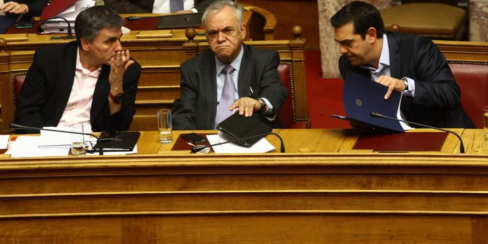 Εαν δεν μειωθούν οι φόροι των επιχειρήσεων, θα την πληρώνουν πάντα οι συνταξιούχοι