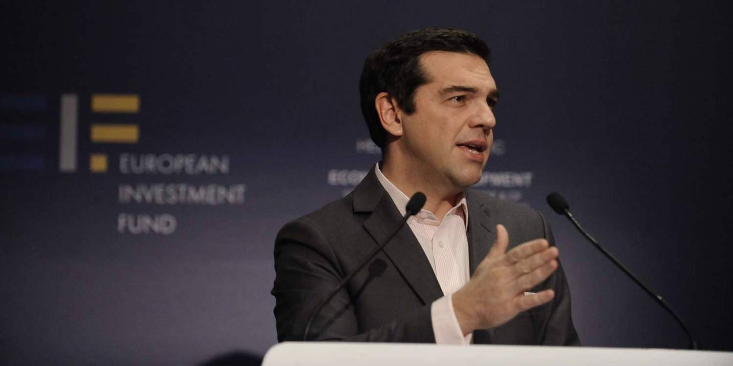 Ευχολόγια Τσίπρα για έξοδο στις αγορές και ανάπτυξη το 2017