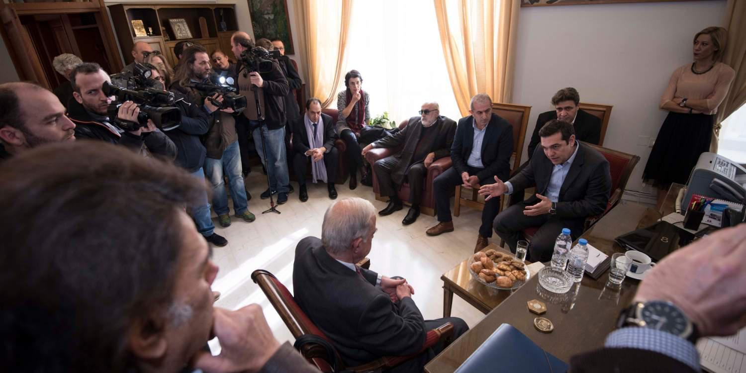 Οι υποσχέσεις Τσίπρα αποδομούνται σημείο σημείο από την ΝΔ