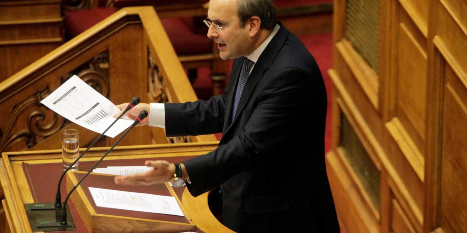 Χατζηδάκης: Από τη στιγμή που ο ΣΥΡΙΖΑ είναι γαντζωμένος σην καρέκλα, ας κάνει κάτι