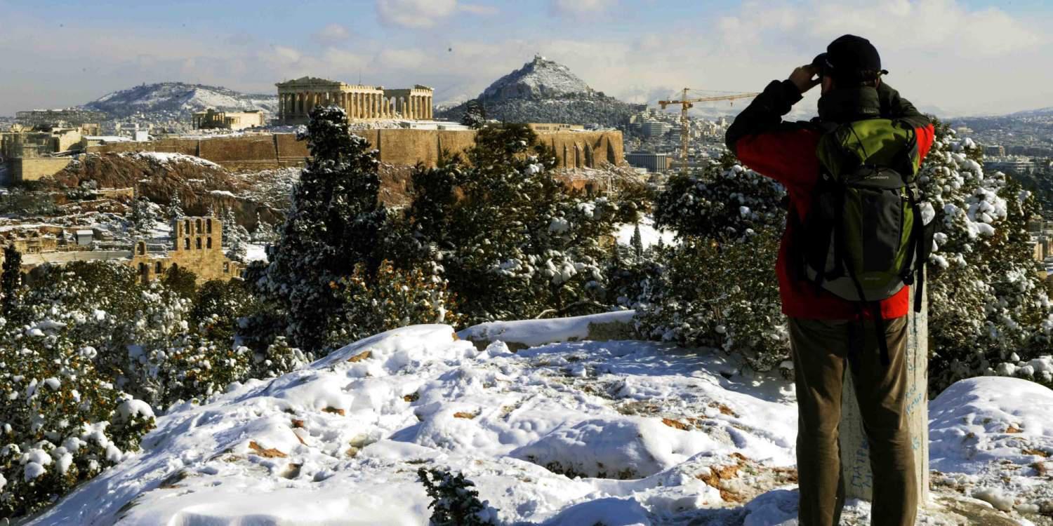 «Άγρια» επιδείνωση του καιρού από σήμερα – Θα το στρώσει και στο Σύνταγμα
