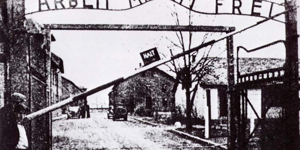 Η «φρίκη» του Άουσβιτς και η απελευθέρωσή του 72 χρόνια πριν [εικόνες & βίντεο]