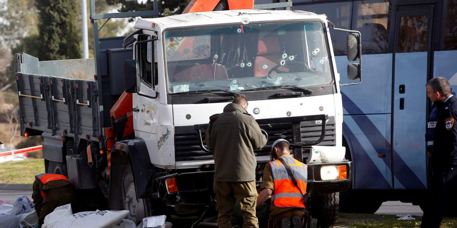 Μετανάστες εντοπίστηκαν σε κρύπτη φορτηγού στην Κομοτηνή [εικόνες]
