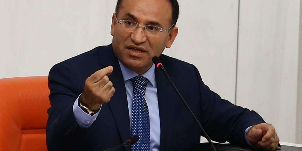 Τούρκος υπουργός Δικαιοσύνης: Η μη έκδοση των Τούρκων αξιωματικών θα βλάψει τις σχέσεις Ελλάδας-Τουρκίας