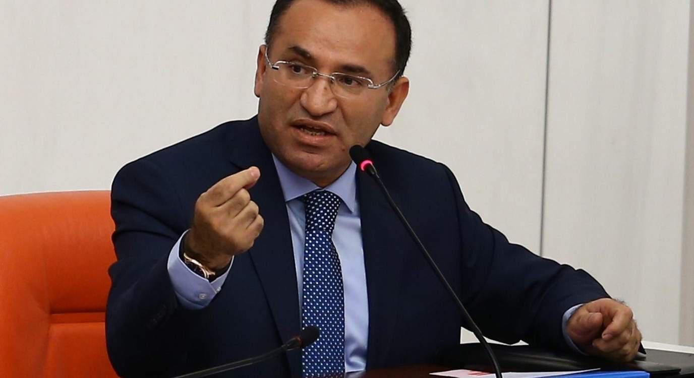 Τούρκος υπουργός Δικαιοσύνης: Η μη έκδοση των Τούρκων αξιωματικών θα βλάψει τις σχέσεις Ελλάδας-Τουρ
