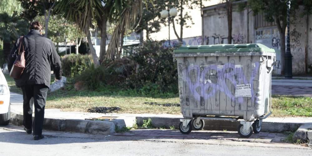 Βρέθηκε πτώμα σε κάδο απορριμμάτων στη Δάφνη [εικόνες]