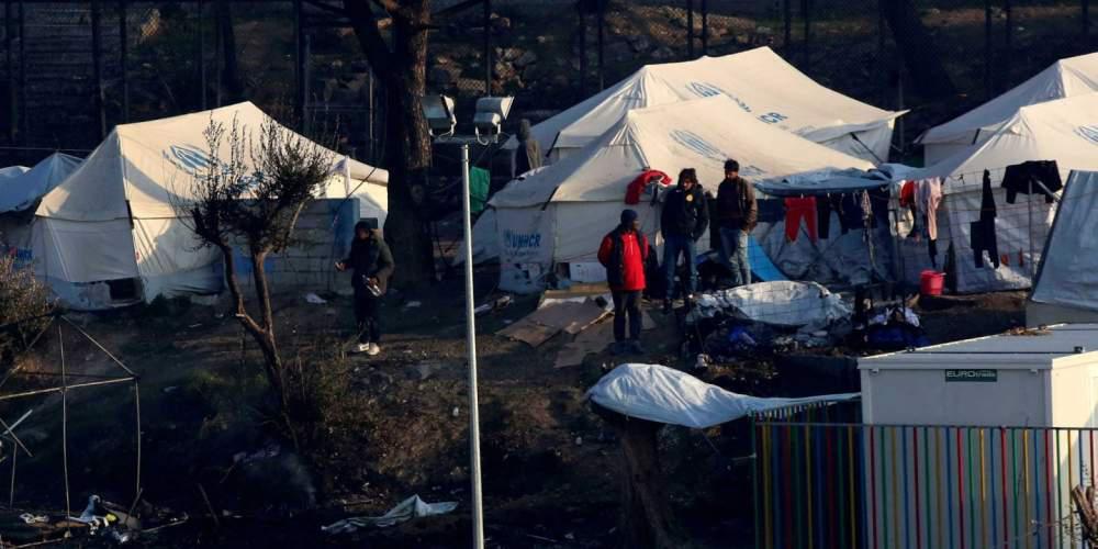Συνελήφθησαν δύο εργαζόμενοι στη Μόρια που πουλούσαν ναρκωτικά σε πρόσφυγες