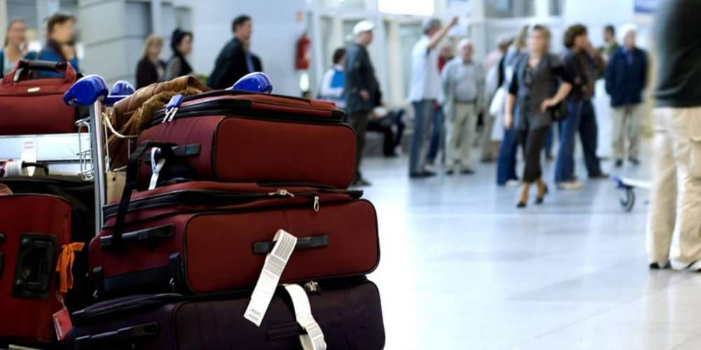 Έρευνα για εργασιακά: Το 53% θέλει να μεταναστεύσει από την Ελλάδα