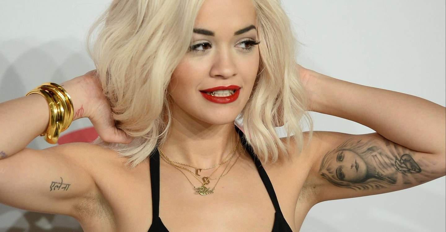 Το… σούπερ σέξι «ατύχημα» της Rita Ora στη Ρώμη! [εικόνες]
