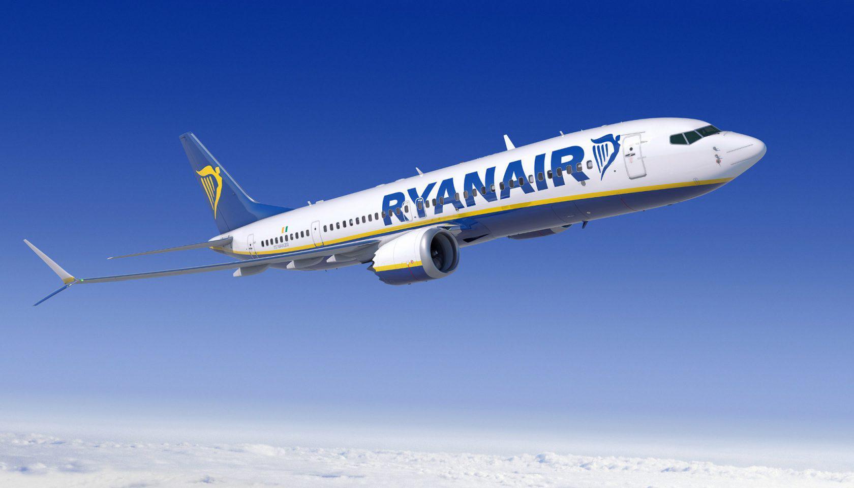 Τρόμος στον αέρα: Αεροπλάνο της Ryanair κινδύνεψε να ξεμείνει από καύσιμα στον αέρα — Δείτε τι θα συνέβαινε αν τελείωναν