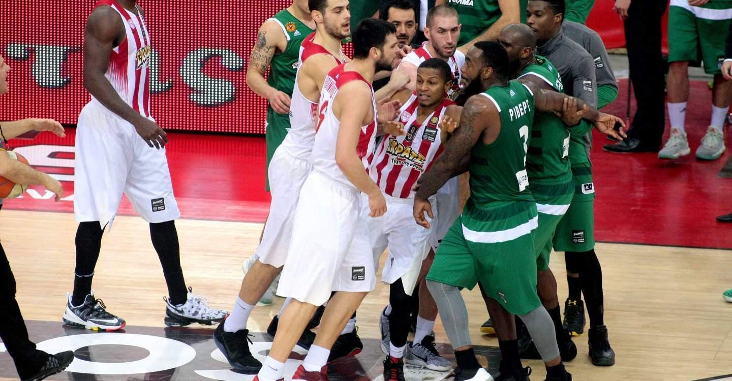 Δείτε όσα έγιναν στην φυσούνα του ΣΕΦ μετά το ντέρμπι του Ολυμπιακού με τον Παναθηναϊκό