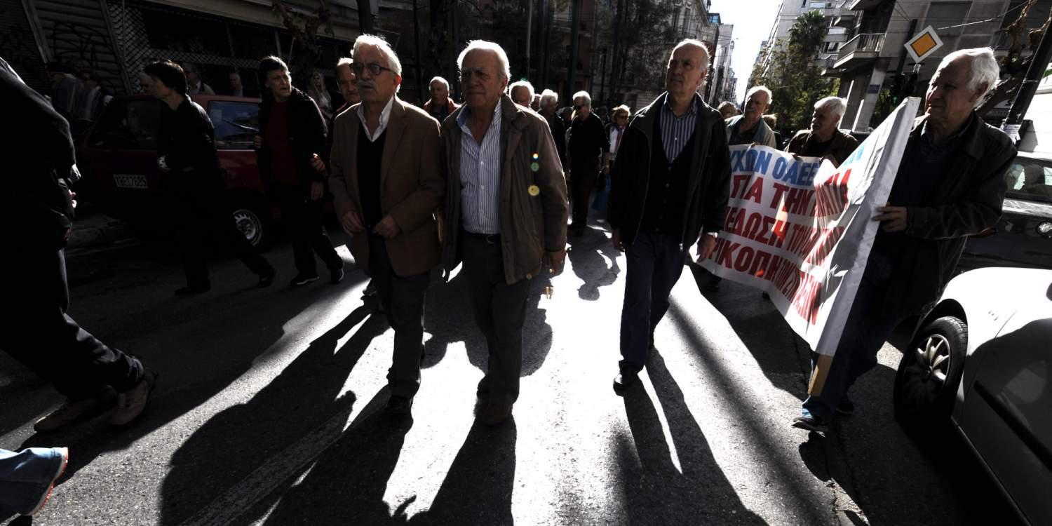 Κόφτης έως 32% σε κύριες συντάξεις 2,7 εκατ. συνταξιούχων
