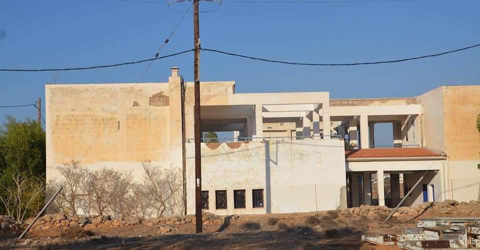 Έστω και με καθυστέρηση πραγματοποιήθηκε η αυτοψία στο Γυμνάσιο-ερείπιο της Κάσου