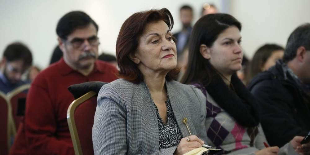 Θεανώ Φωτίου: Ο λαός εξακολουθεί να μας έχει εμπιστοσύνη παρά το όσα τραβάει [βίντεο]