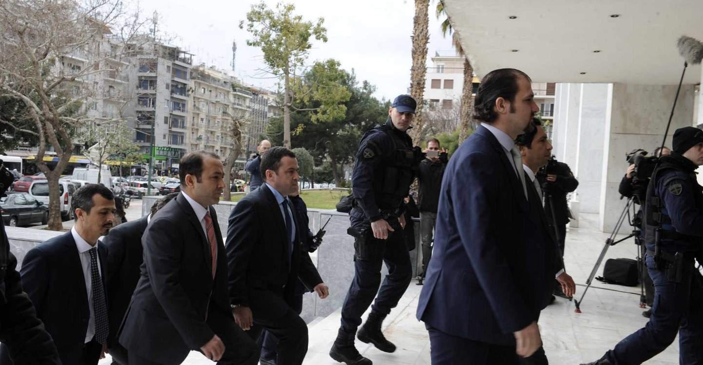 Τι δηλώνουν οι δικηγόροι των 8 Τούρκων για τη μη έκδοσή τους