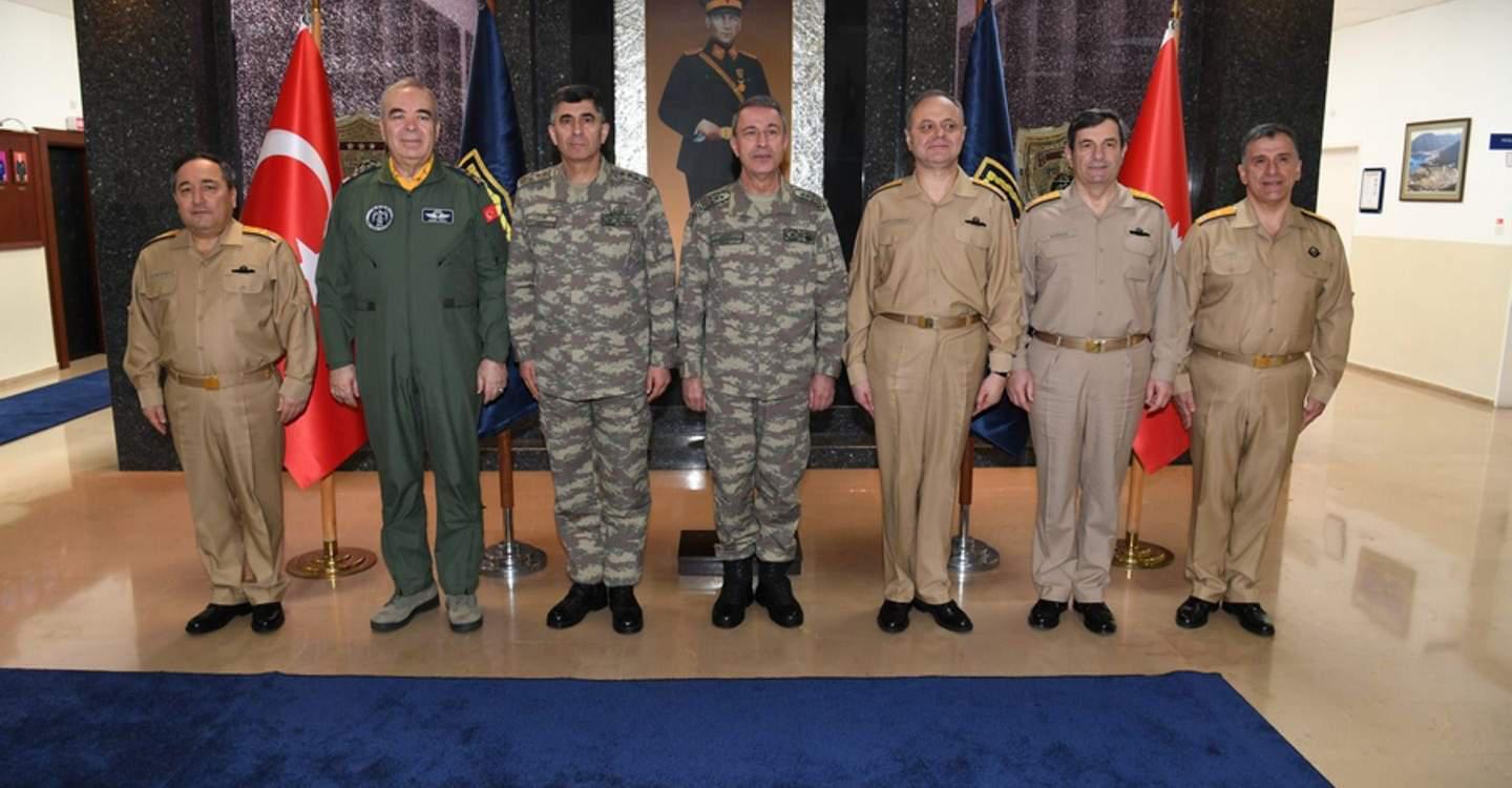 Προπαγάνδα: Οι Τούρκοι δημοσίευσαν 27 φωτογραφίες από την… επίσκεψη στα Ίμια [εικόνες]