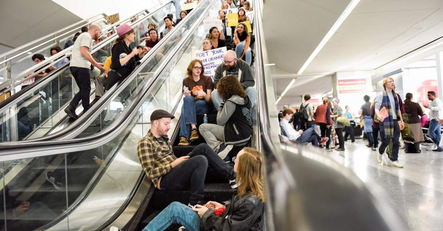 Χάος στα αεροδρόμια όλου του πλανήτη – Κατέρρευσαν τα συστήματα τσεκ-ιν!