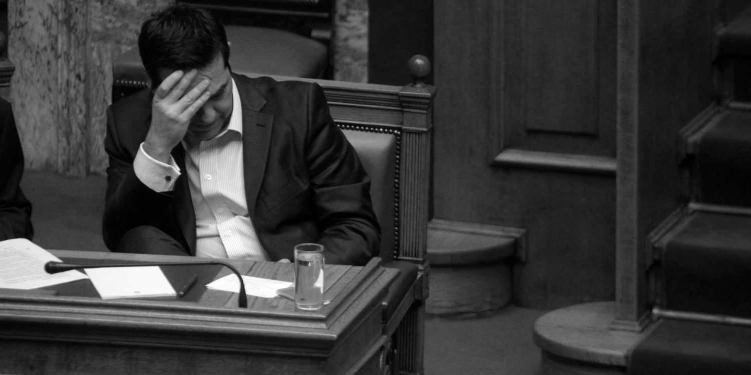 Εκλογές, δραχμή και χάος… Στο Μαξίμου ψάχνουν διέξοδο