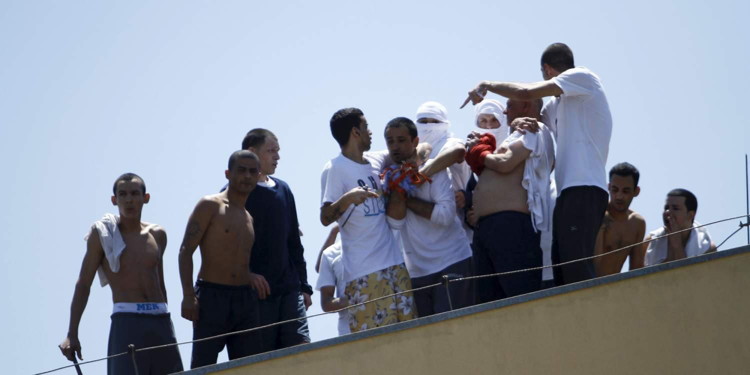 «Κόλαση» σε φυλακές της Βραζιλίας: Τουλάχιστον 50 νεκροί από εξέγερση