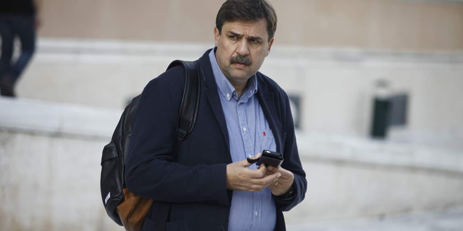 Ανδρέας Ξανθός σε καταληψίες: Εγώ έχω υπογράψει για την αποφυλάκιση του Ξηρού [βίντεο]