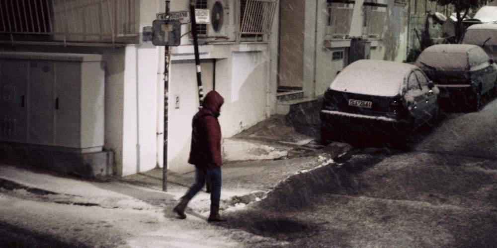 Ήπειρος και Μακεδονία «πνίγηκαν» από τα χιόνια και έμειναν χωρίς ρεύμα [εικόνες & βίντεο]