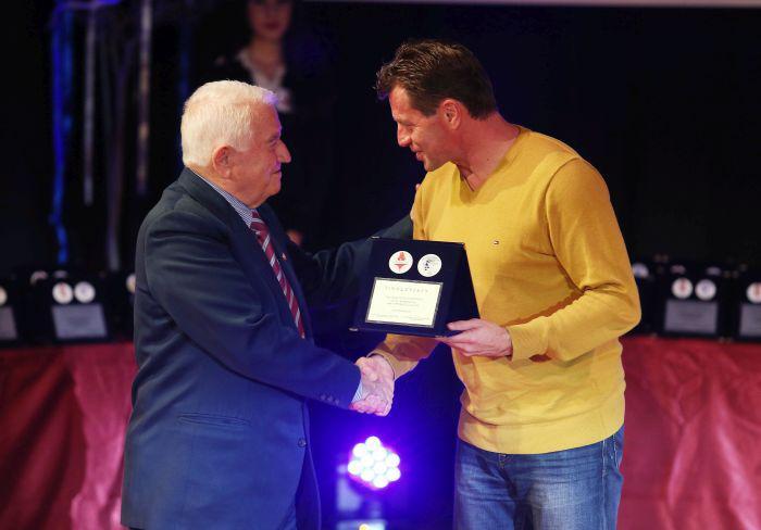 Αυτοπροσχέδιο Αυτοπροσχέδιο