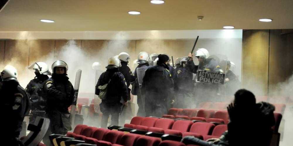 Εικόνες ντροπής στο Εφετείο
