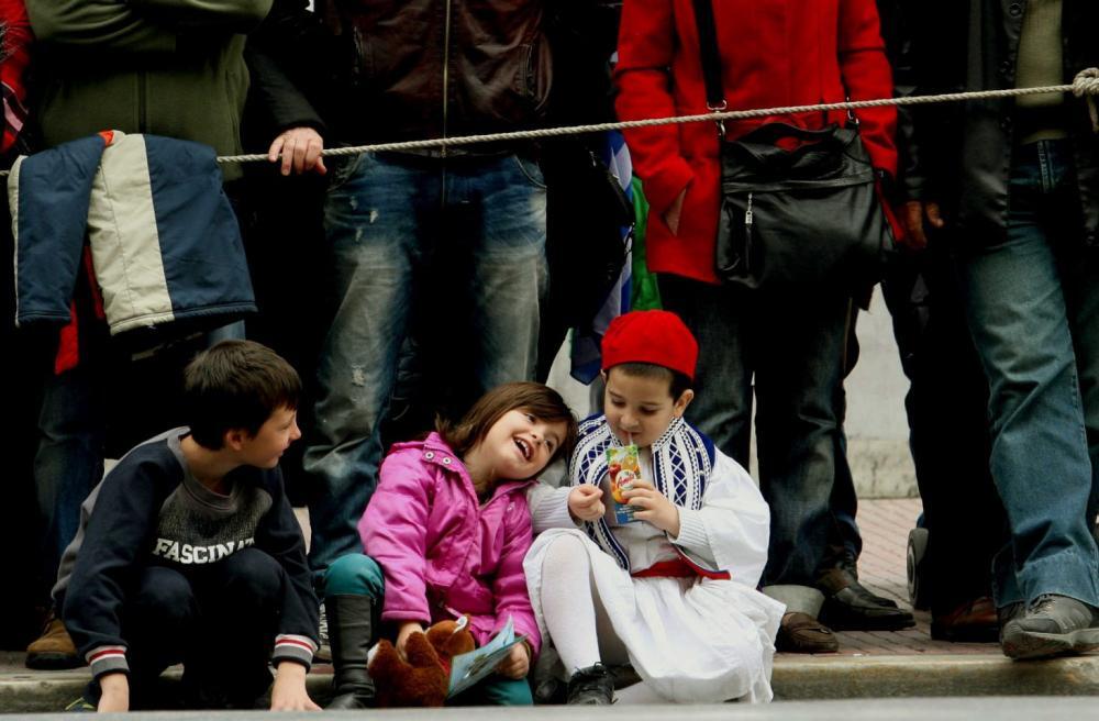 Σε ποια περιοχή της Ελλάδας θα δίνονται 3.000 ευρώ για κάθε παιδί που γεννιέται από τη νέα χρονιά