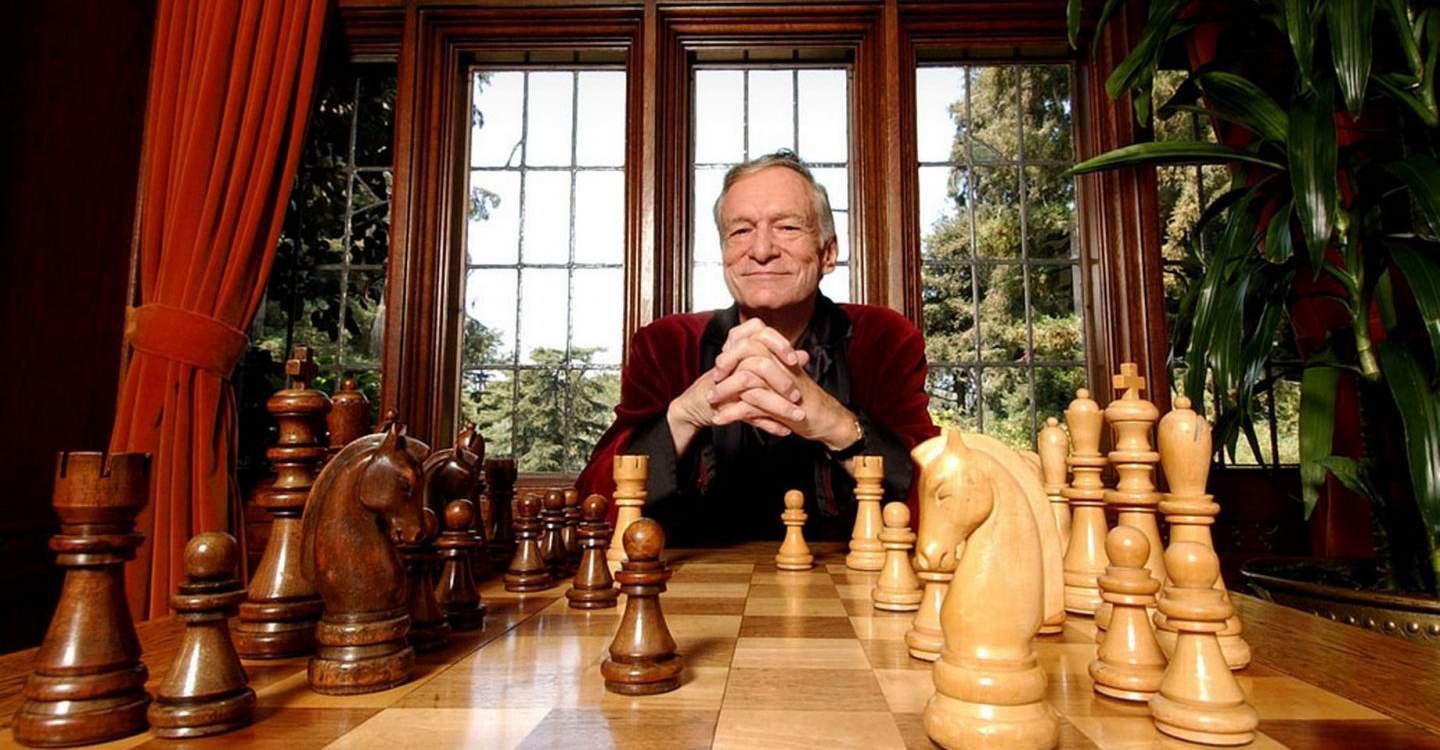 Playboy Mansion: Ποιοι διάσημοι είχαν τούνελ (!) για να πηγαίνουν κρυφά στα πάρτι του Χέφνερ;