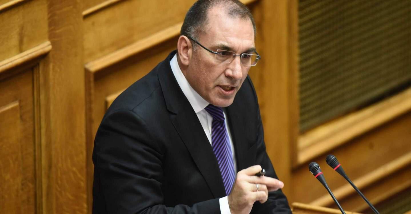Καμμένος: Καλύτερα να παίρνει τα λεφτά το κράτος από τον παππού παρά ο εγγονός