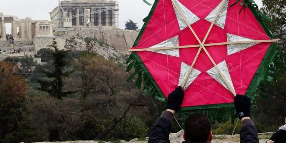 Καθαρά Δευτέρα: Πώς θα είναι ο καιρός – Θα χρειαστούμε αδιάβροχο;