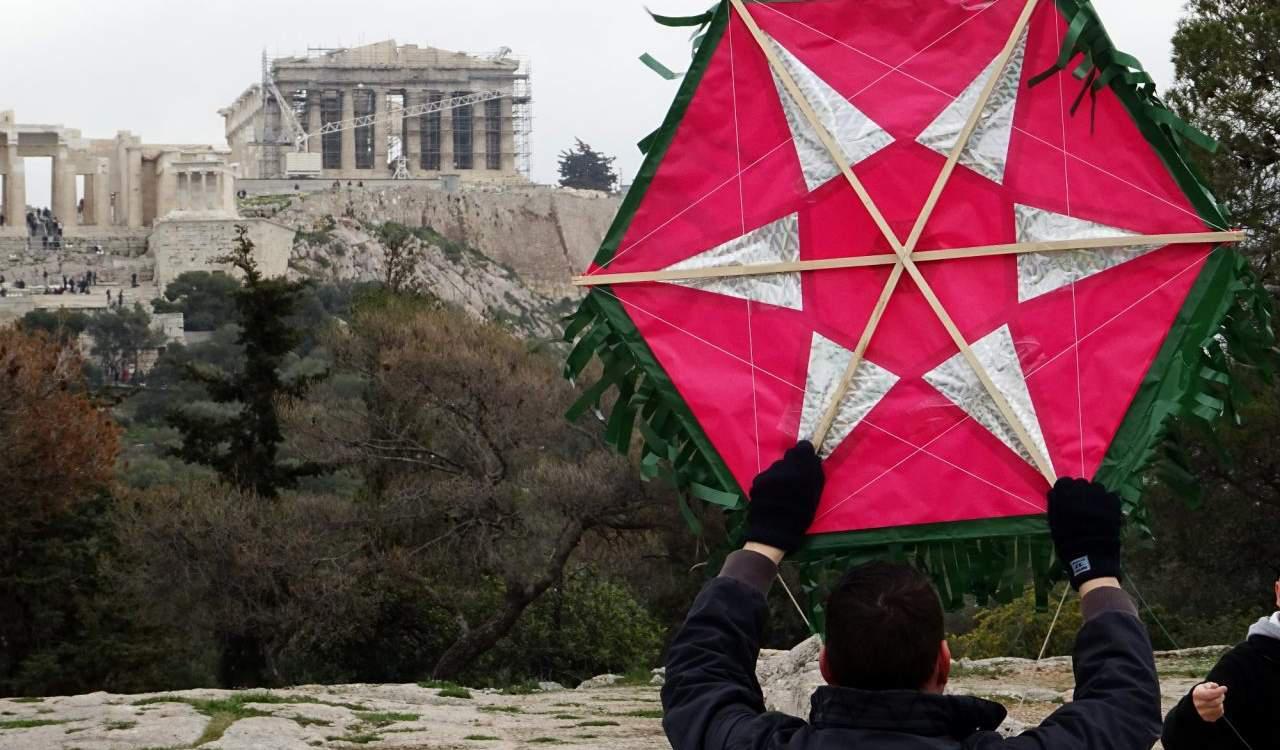 Καθαρά Δευτέρα: Πώς θα είναι ο καιρός – Θα χρειαστούμε αδιάβροχο;