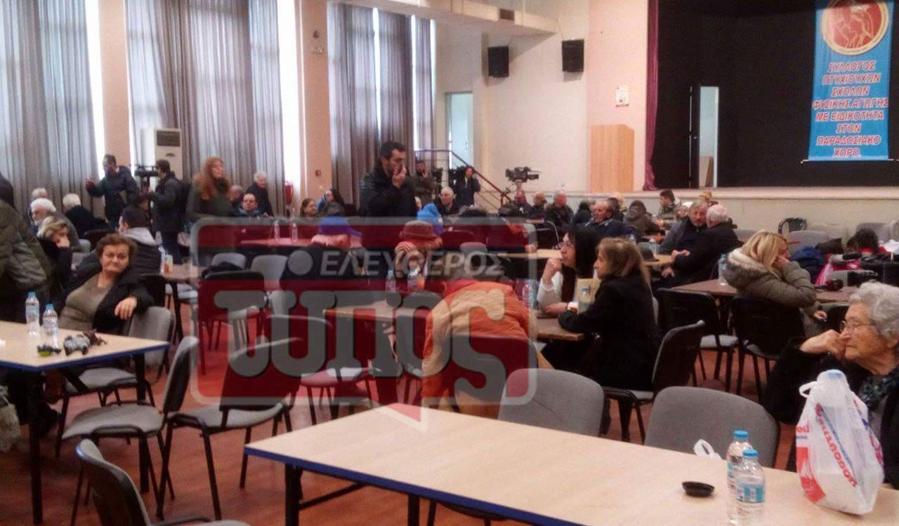 «Πόλη φάντασμα» το Κορδελιό – Στους χώρους υποδοχής οι κάτοικοι [εικόνες]